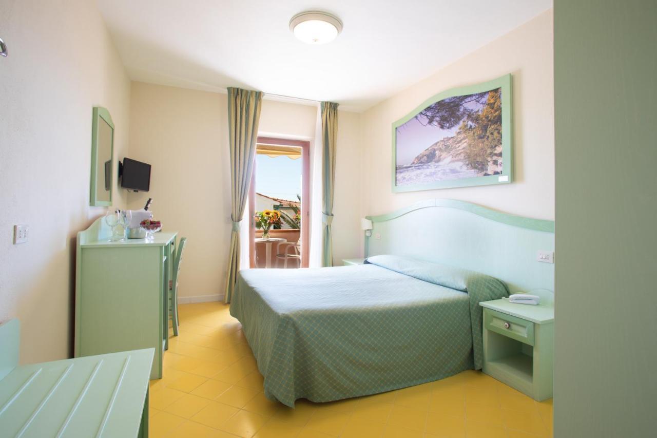 Hotel Sardi โปมอนเต ภายนอก รูปภาพ